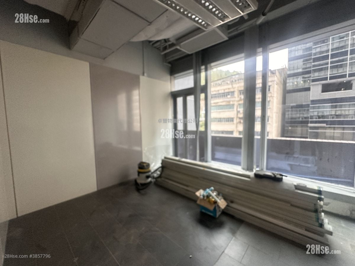 Ceo Tower Rental Studio 56 ft²