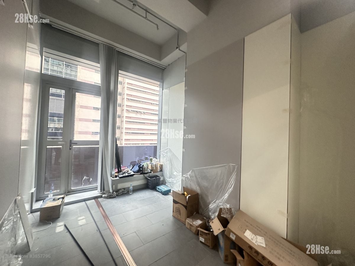Ceo Tower Rental Studio 56 ft²