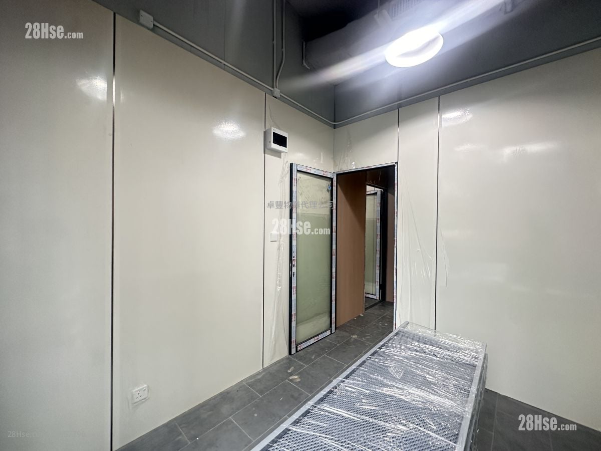 Ceo Tower Rental Studio 56 ft²