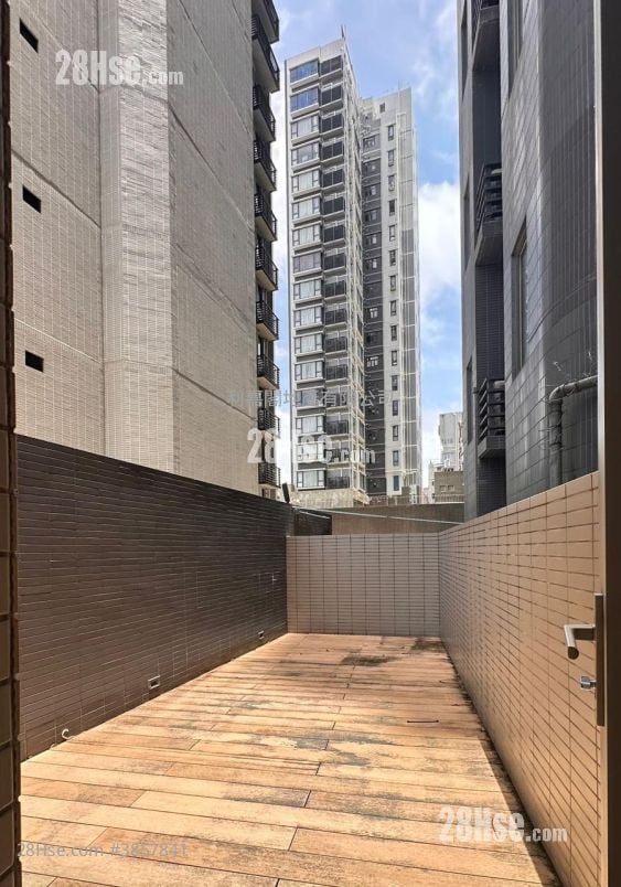 8 Lasalle Sell 3 Bedrooms , 2 Bathrooms 1,023 ft²