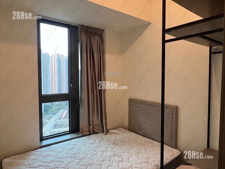 Yoho West Sell 2 Bedrooms 441 ft²