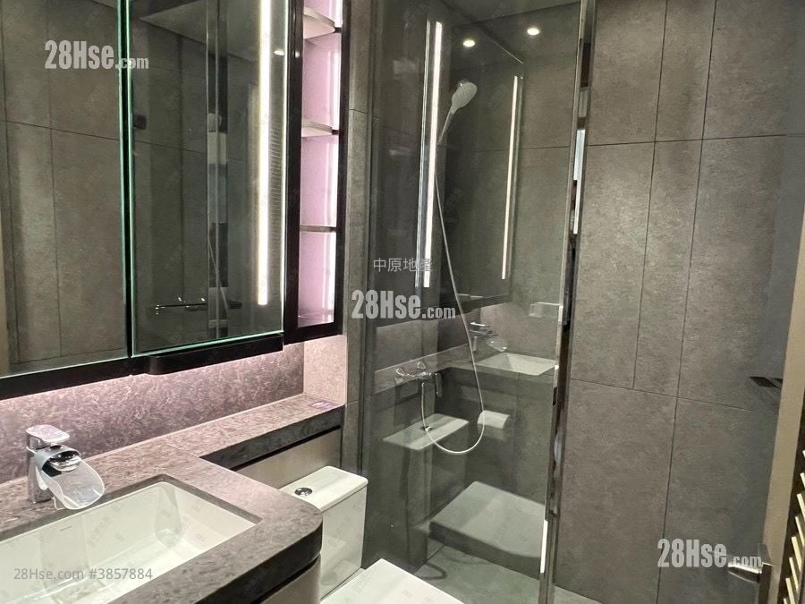 Yoho West Sell 2 Bedrooms 441 ft²