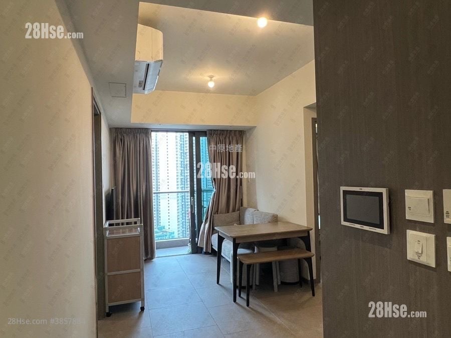 Yoho West Sell 2 Bedrooms 441 ft²