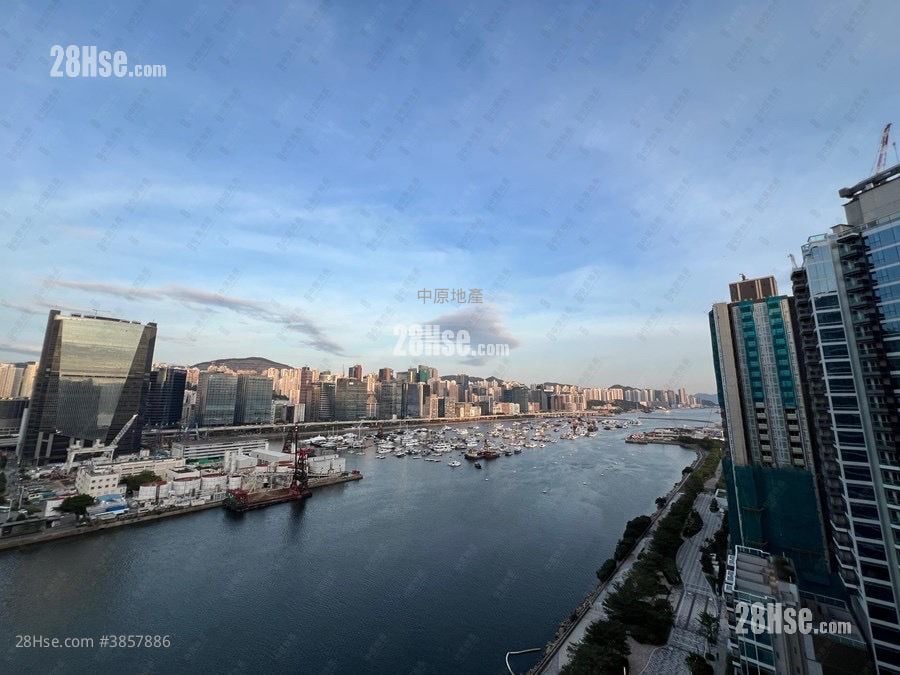 Miami Quay Sell 3 Bedrooms 716 ft²