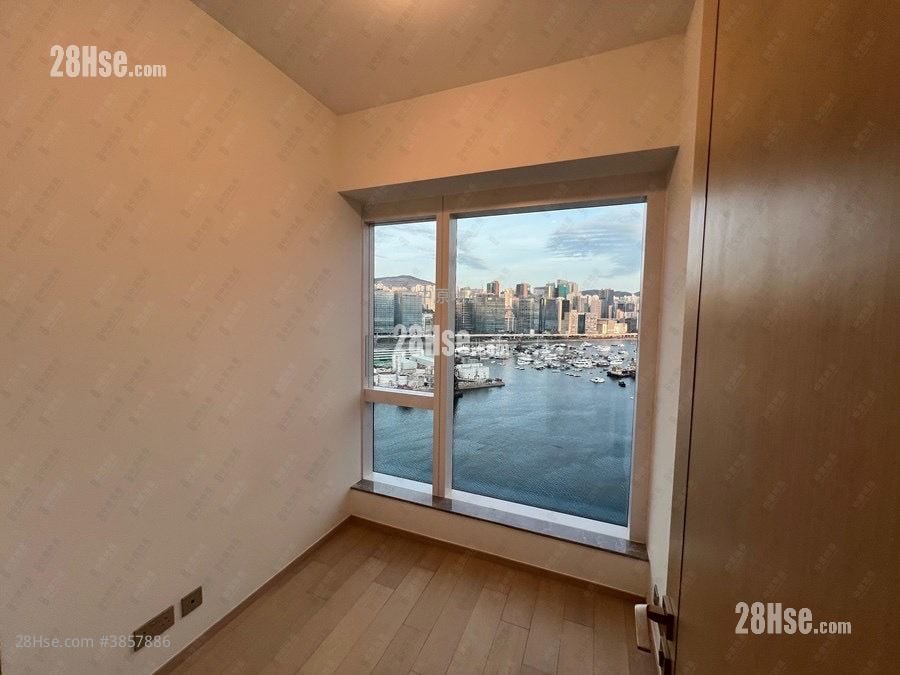 Miami Quay Sell 3 Bedrooms 716 ft²