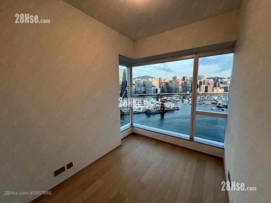 Miami Quay Sell 3 Bedrooms 716 ft²