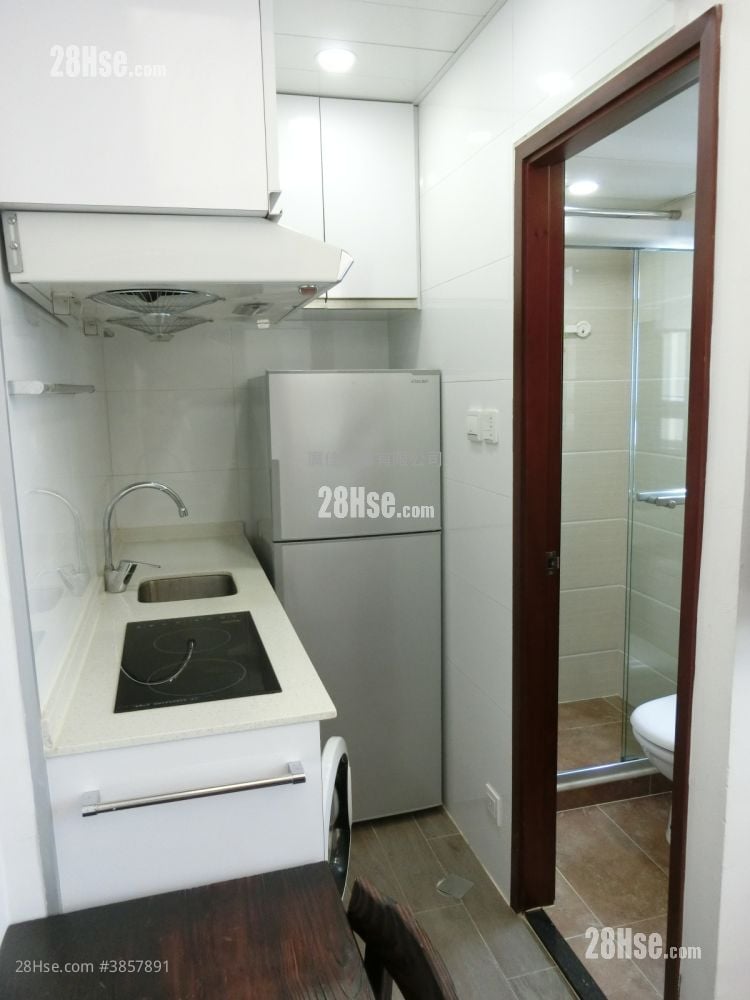 35-39 Third Street Rental Studio , 1 Bathroom 160 ft²