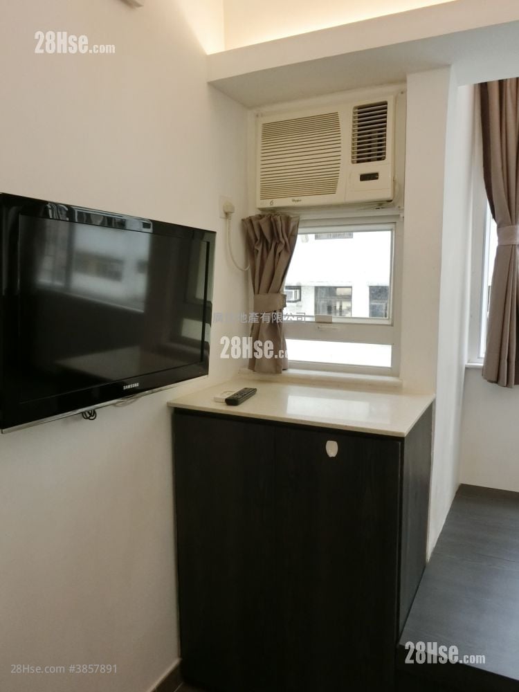 35-39 Third Street Rental Studio , 1 Bathroom 160 ft²