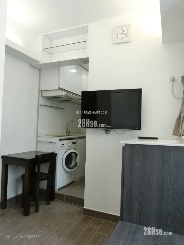 35-39 Third Street Rental Studio , 1 Bathroom 160 ft²