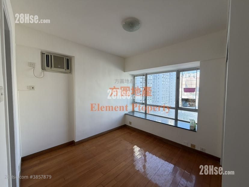 Laguna City Sell 3 Bedrooms 687 ft²