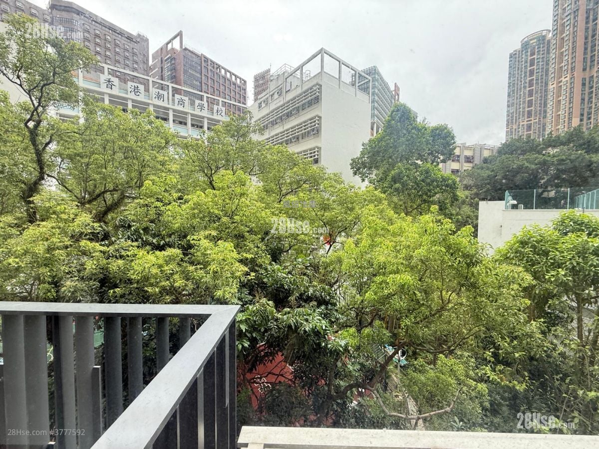 Eivissa Crest Sell 1 Bedroom , 1 Bathroom 306 ft²