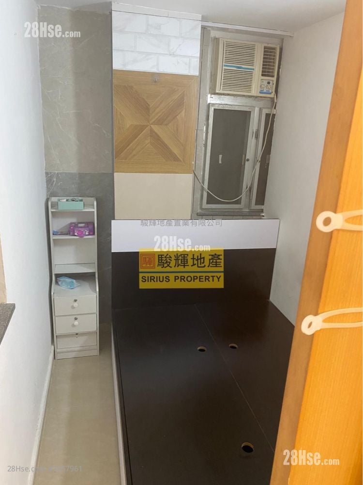唐美大廈 租盤 297 平方呎