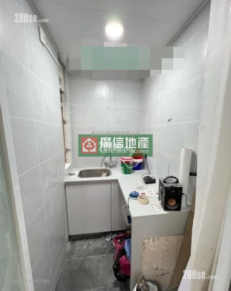 安康大廈 售盤 2 房 , 1 浴室 238 平方呎