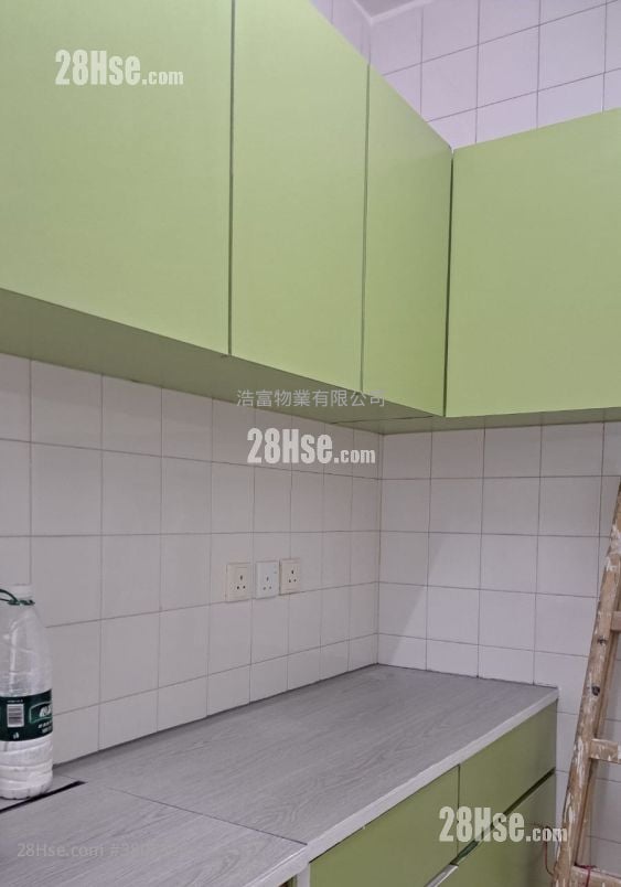 Tak Lee Building Rental 2 Bedrooms , 1 Bathroom 340 ft²