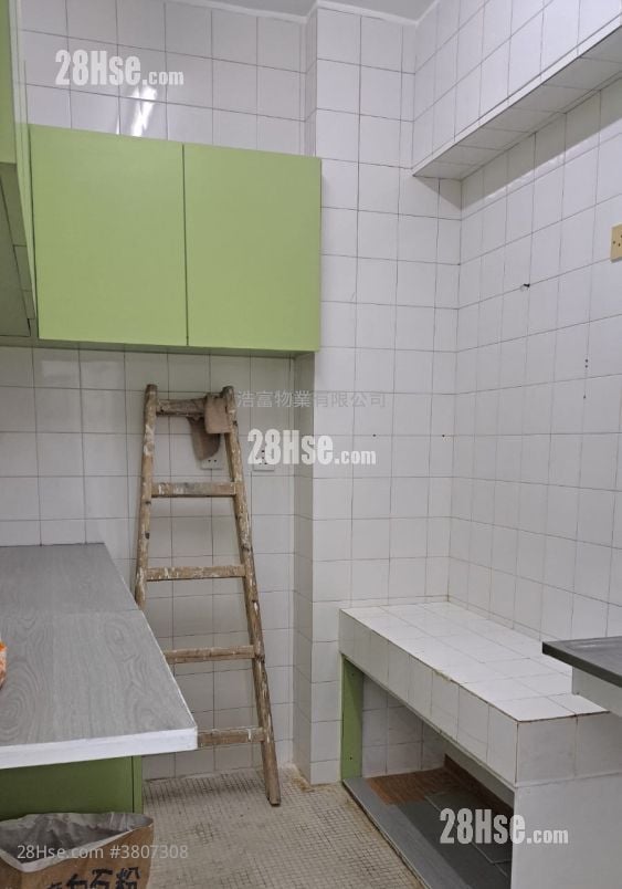 Tak Lee Building Rental 2 Bedrooms , 1 Bathroom 340 ft²