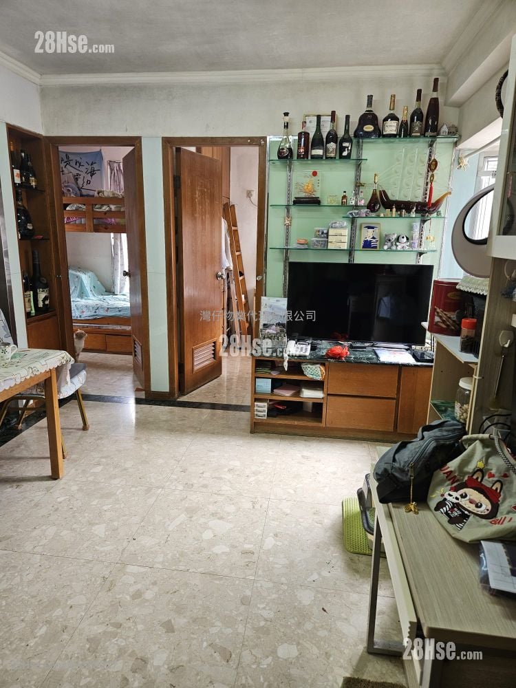 Hoover Towers Sell 2 Bedrooms , 1 Bathroom 343 ft²