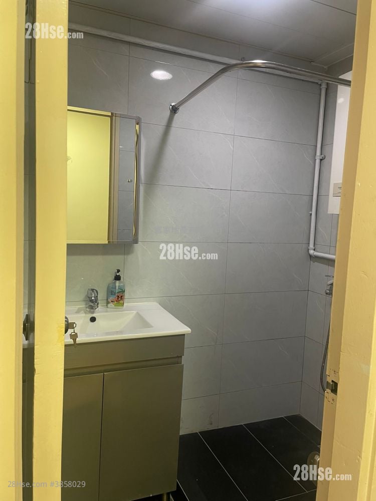 Ka Wai Building Sell 1 Bedroom , 1 Bathroom 239 ft²