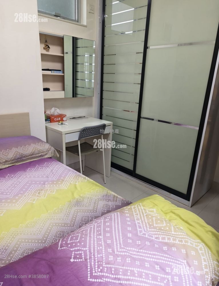 Taikoo Shing Sell 593 ft²