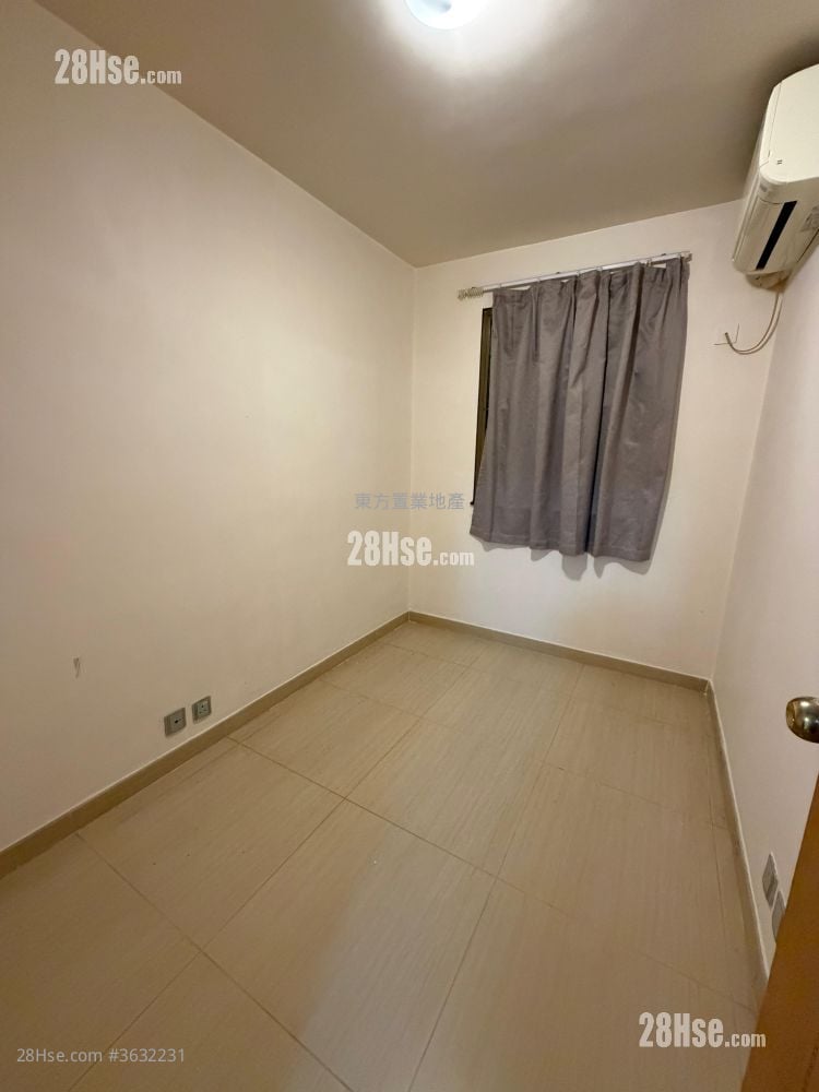 Village Rental 3 Bedrooms , 1 Bathroom 700 ft²