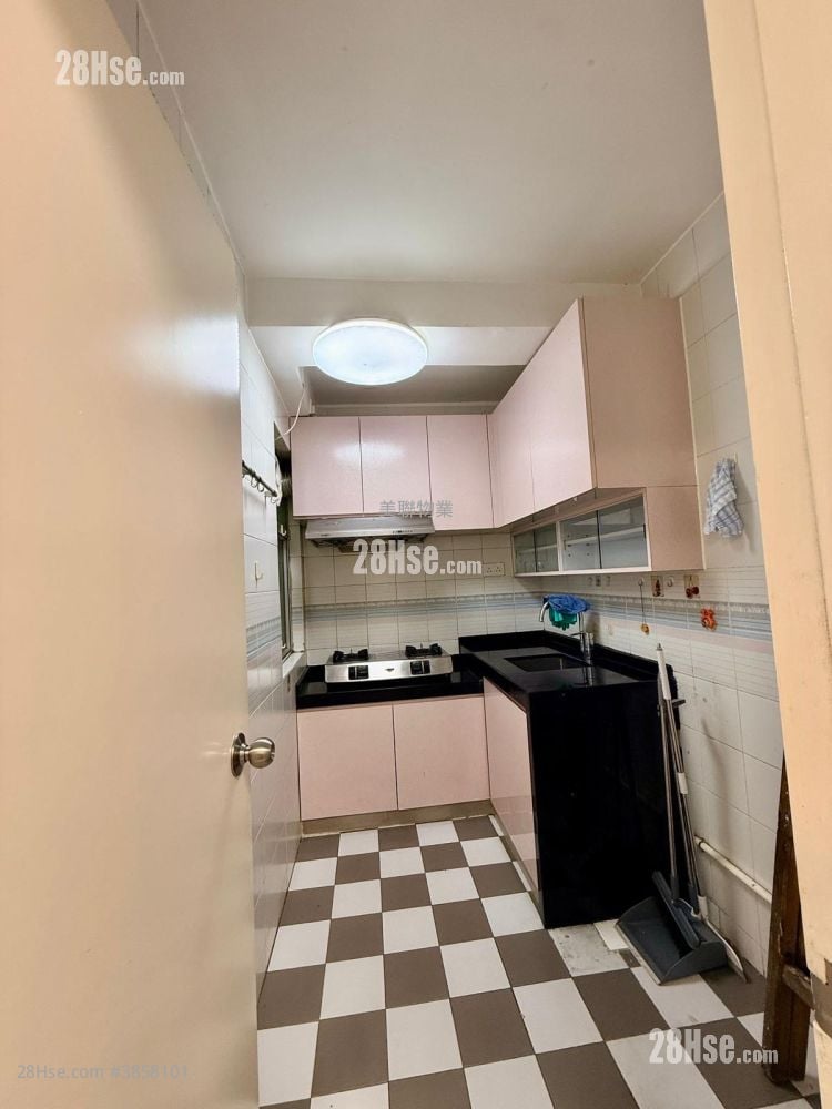 Greenfield Garden Rental 2 Bedrooms , 1 Bathroom 451 ft²