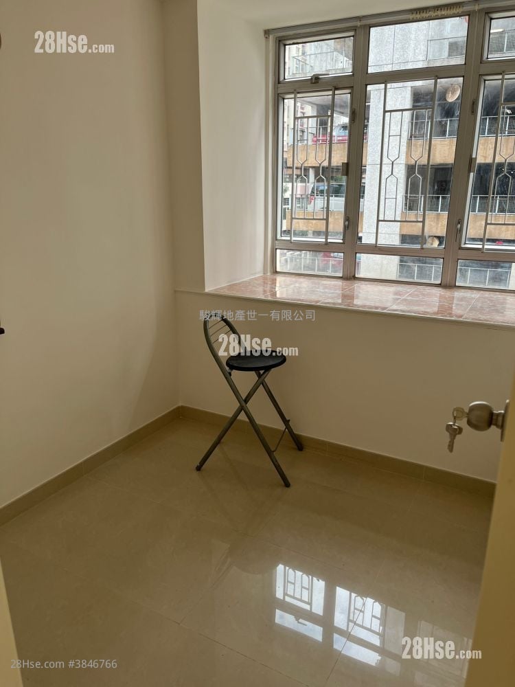 Cheung Fai Building Rental 1 Bedroom , 1 Bathroom 254 ft²