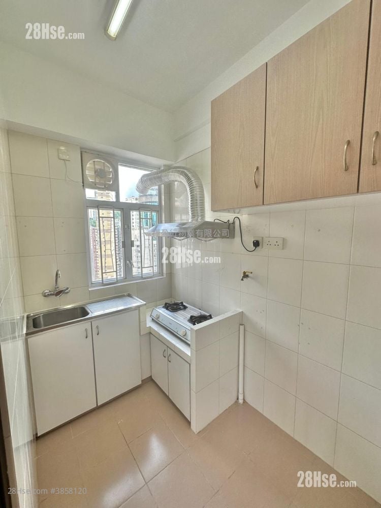 Opulent Building Rental 2 Bedrooms , 1 Bathroom 464 ft²