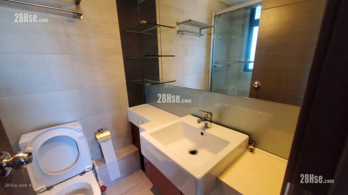 Grand Promenade Rental 2 Bedrooms , 1 Bathroom 498 ft²