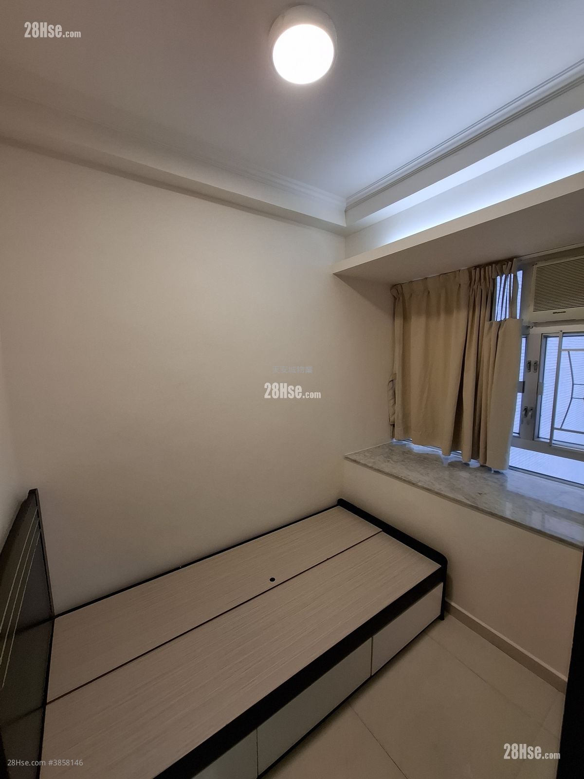 Man King Building Rental 1 Bedroom , 1 Bathroom 195 ft²