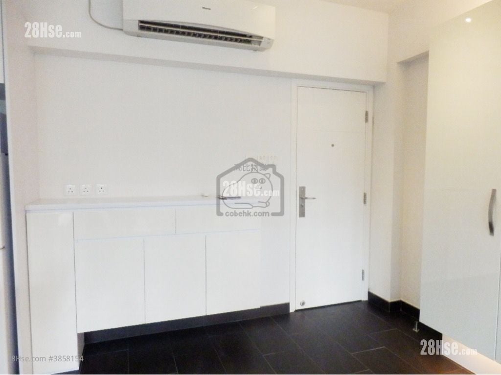 Hung Kei Mansion Rental Studio , 1 Bathroom 329 ft²