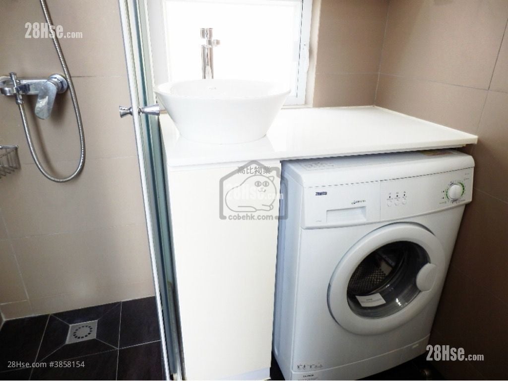 Hung Kei Mansion Rental Studio , 1 Bathroom 329 ft²