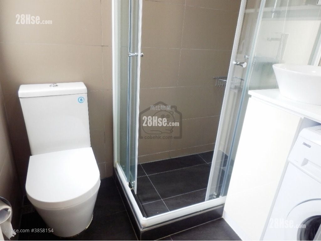 Hung Kei Mansion Rental Studio , 1 Bathroom 329 ft²