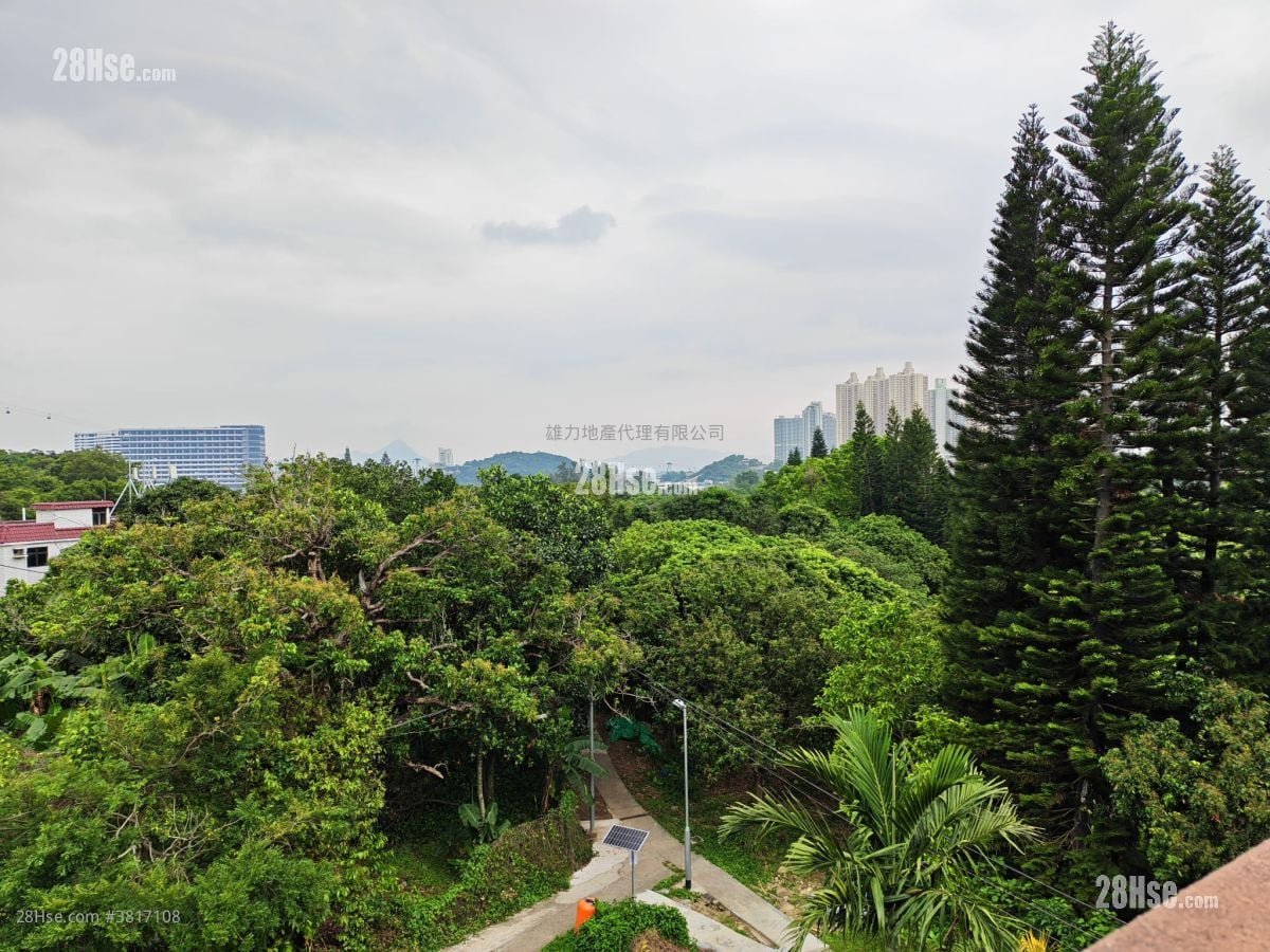 Village Rental 3 Bedrooms , 1 Bathroom 630 ft²