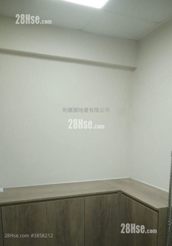 Wong King Industrial Building Sell