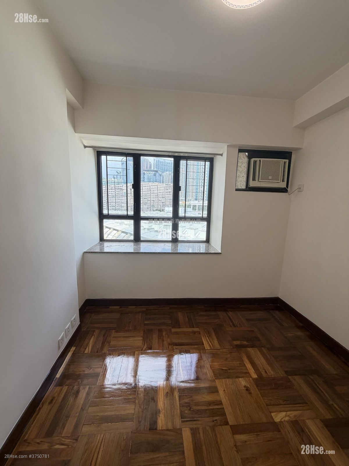 Prosperous Garden Rental 3 Bedrooms , 1 Bathroom 590 ft²