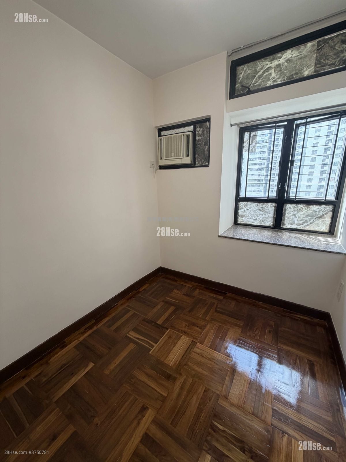 Prosperous Garden Rental 3 Bedrooms , 1 Bathroom 590 ft²