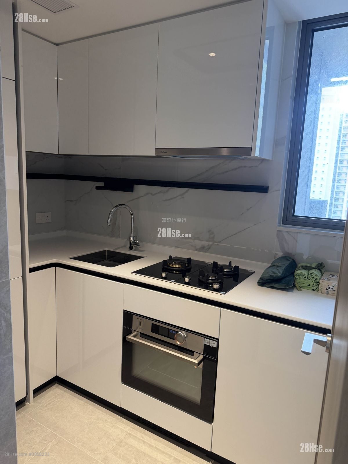 Chill Residence Rental 589 ft²