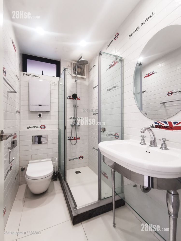 Way Man Court Rental 2 Bedrooms , 2 Bathrooms 952 ft²