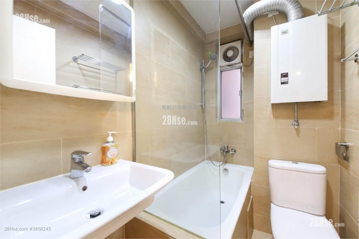 Bonham Crest Rental 2 Bedrooms , 1 Bathroom 555 ft²