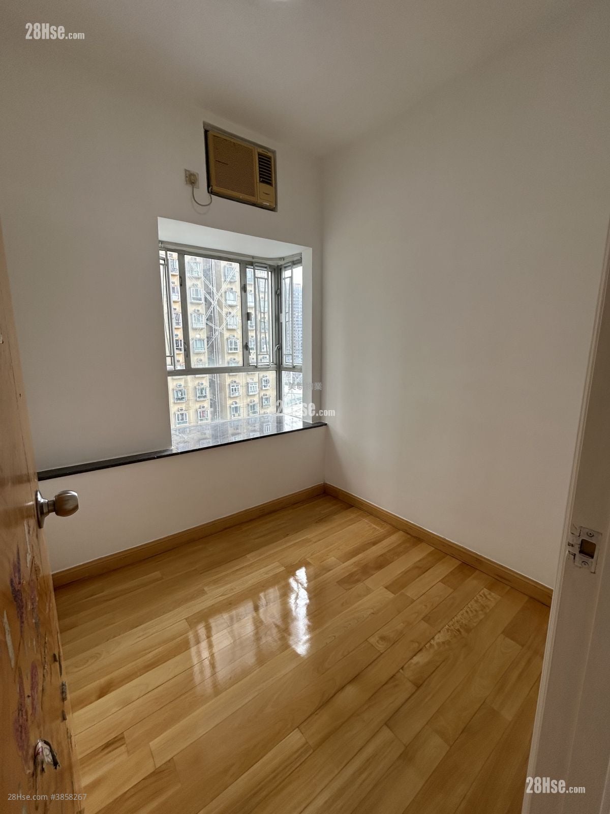 Tsing Yi Garden Rental 547 ft²