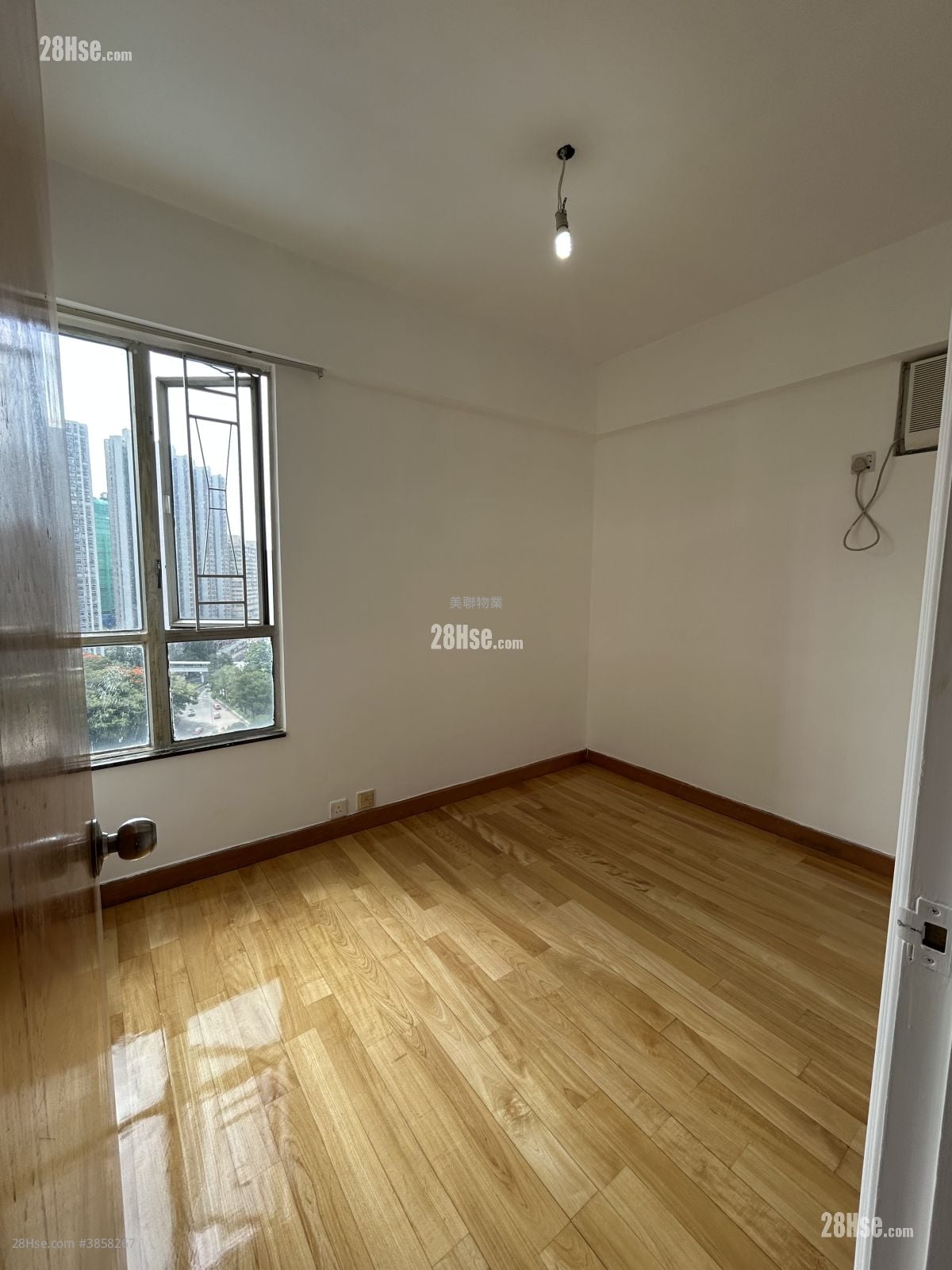 Tsing Yi Garden Rental 547 ft²