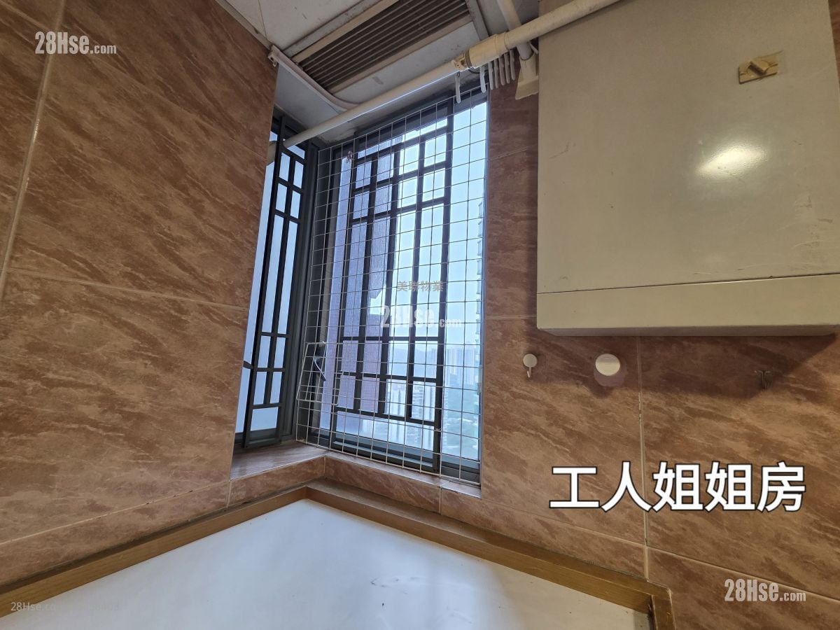 盈翠半島 售盤 4 房 , 2 浴室 642 平方呎