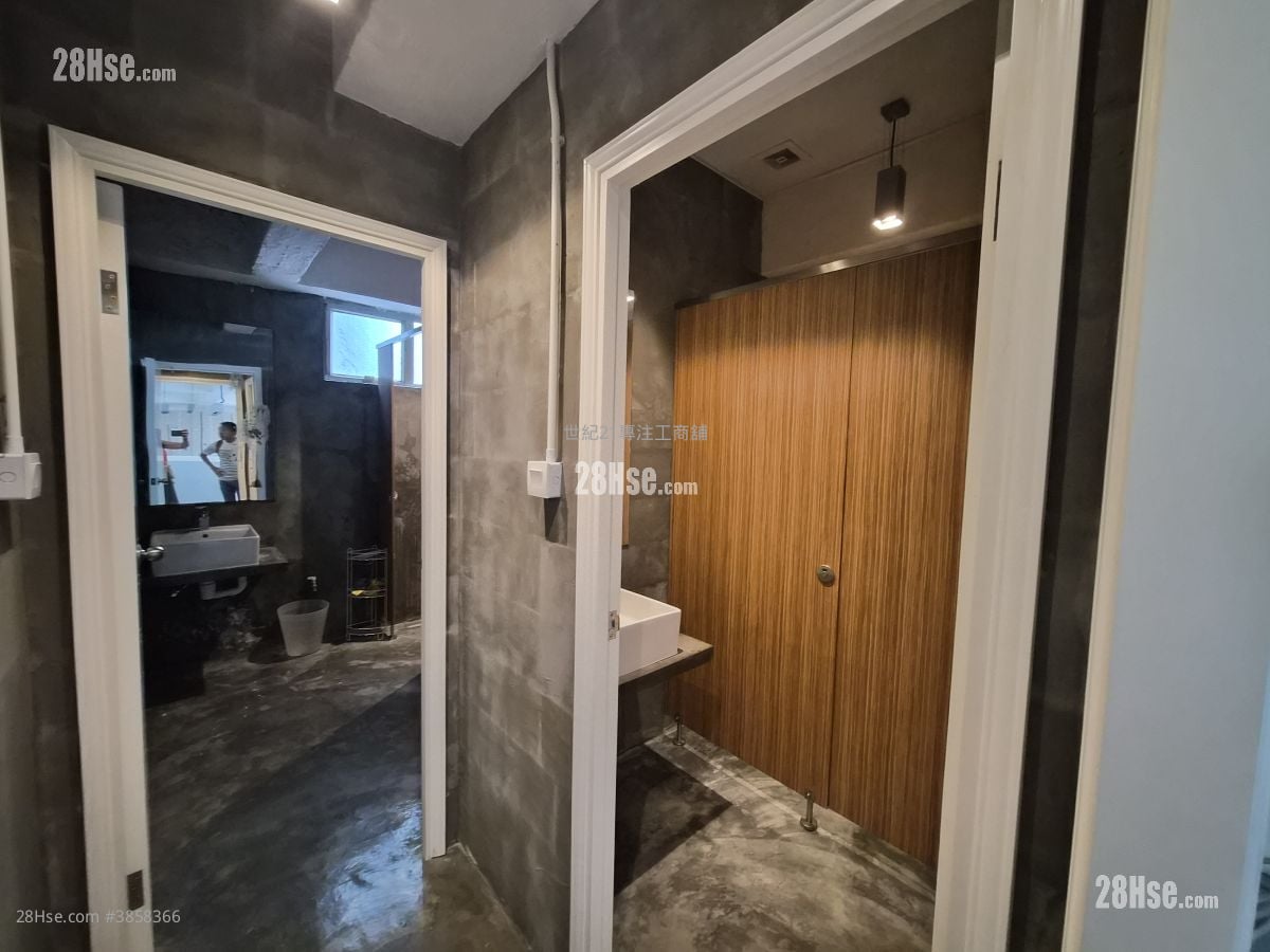 Grand Industrial Building Rental 4 Bedrooms , 2 Toilets