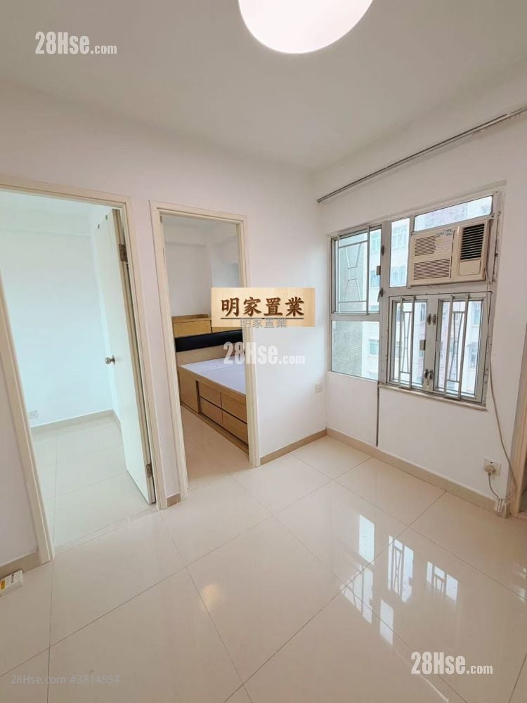 Hayon Building Rental 2 Bedrooms , 1 Bathroom 251 ft²