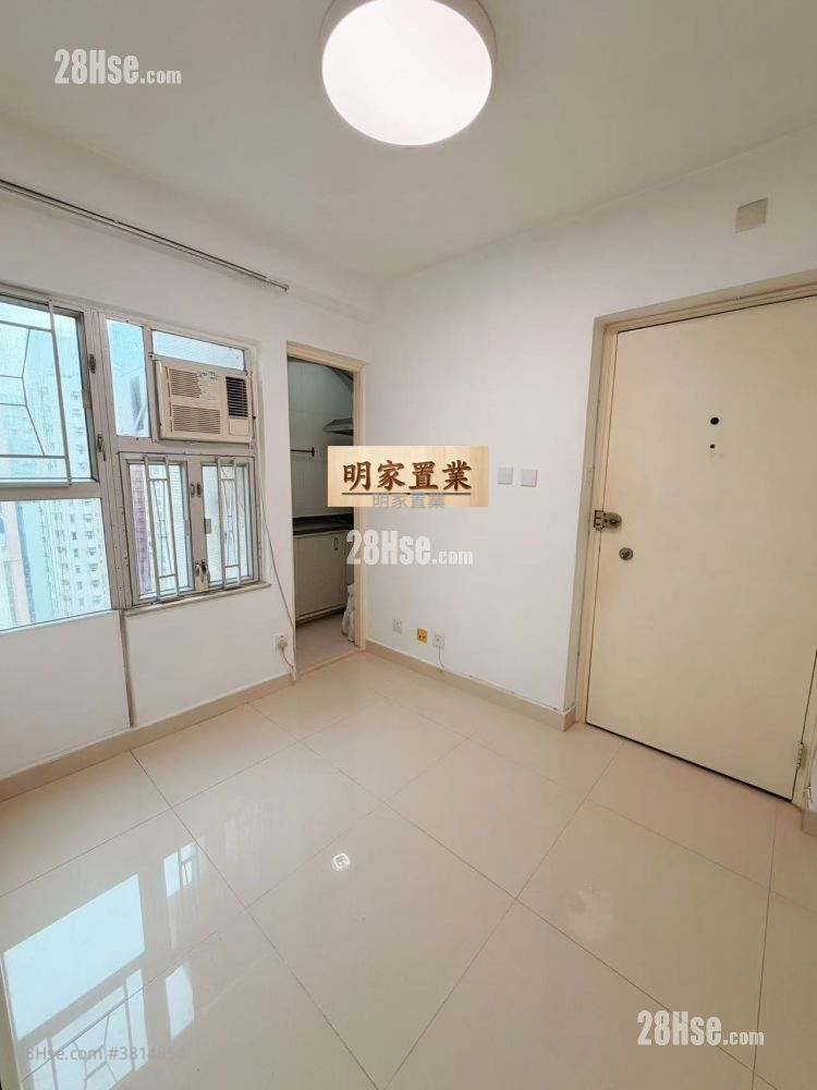 Hayon Building Rental 2 Bedrooms , 1 Bathroom 251 ft²