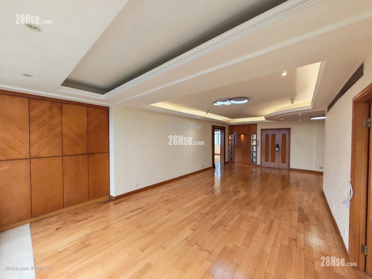 Jadines Lookout Garden Mansion Rental 3 Bedrooms , 2 Bathrooms 1,411 ft²