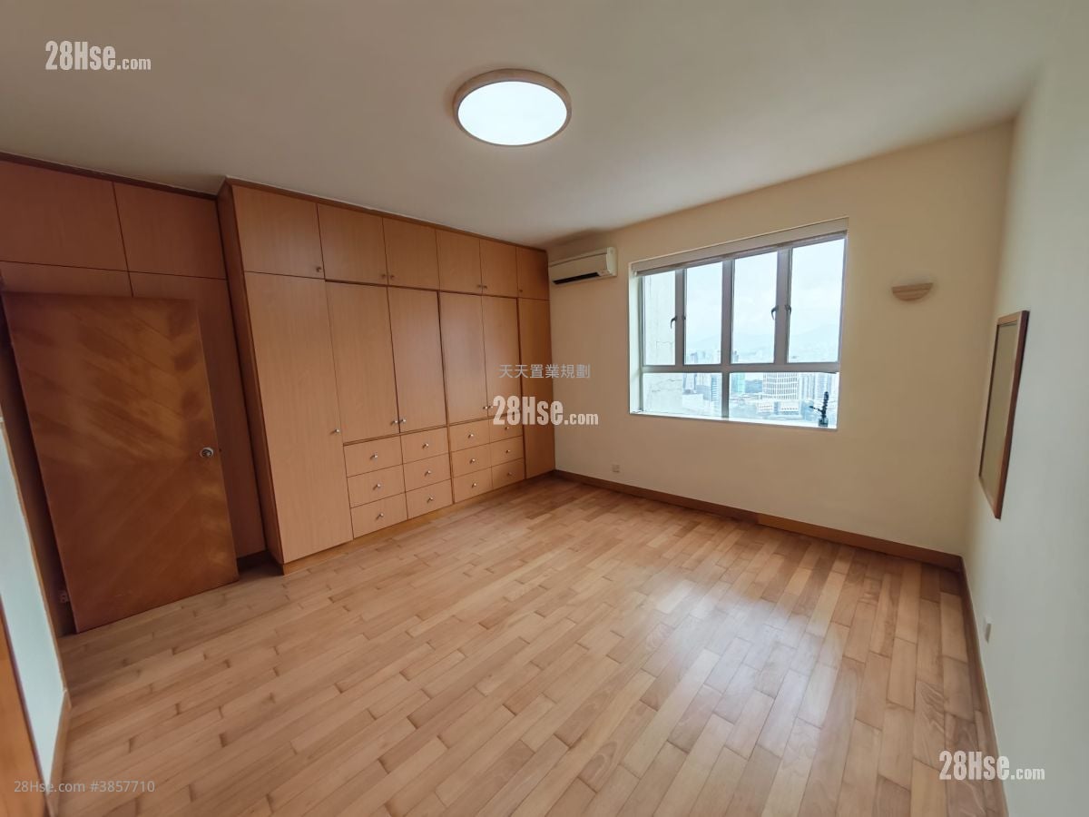 Jadines Lookout Garden Mansion Rental 3 Bedrooms , 2 Bathrooms 1,411 ft²