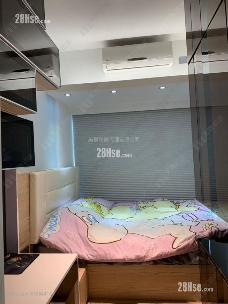 Festival City Rental 961 ft²