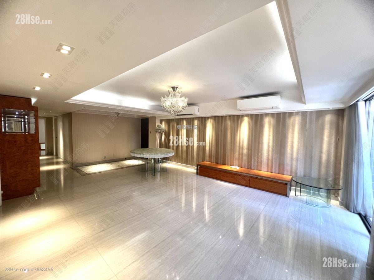 Peony Garden Sell 1,346 ft²