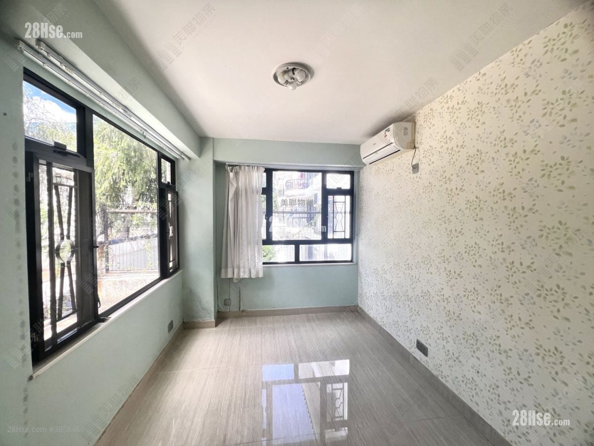 Peony Garden Sell 1,346 ft²