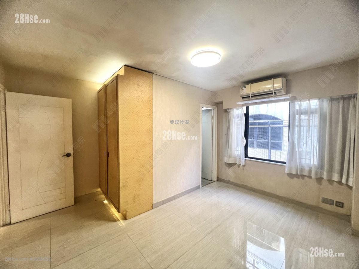 Peony Garden Sell 1,346 ft²